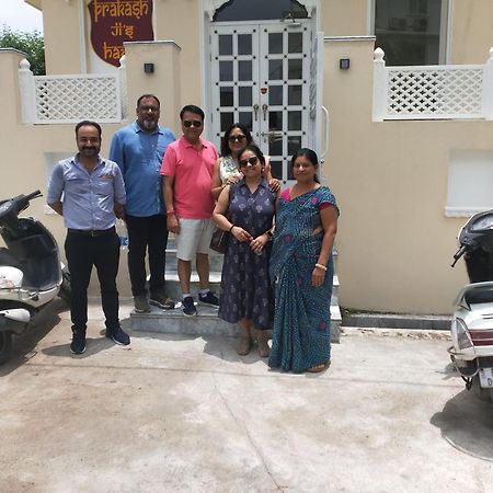 Prakash Ji'S Haveli -Luxurious Lakeside Retreat- Hotel Udaipur Bagian luar foto